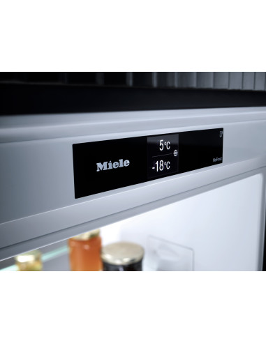 KFN 7795 C Ugradbeni hladnjak sa zamrzivačem